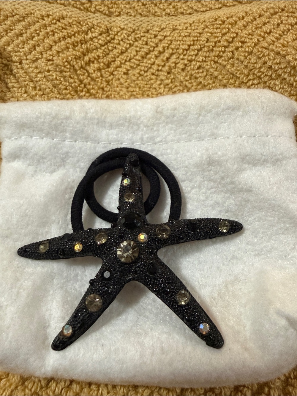 Black Rhinestone Starfish Hair Tie - Fashion Home Accents